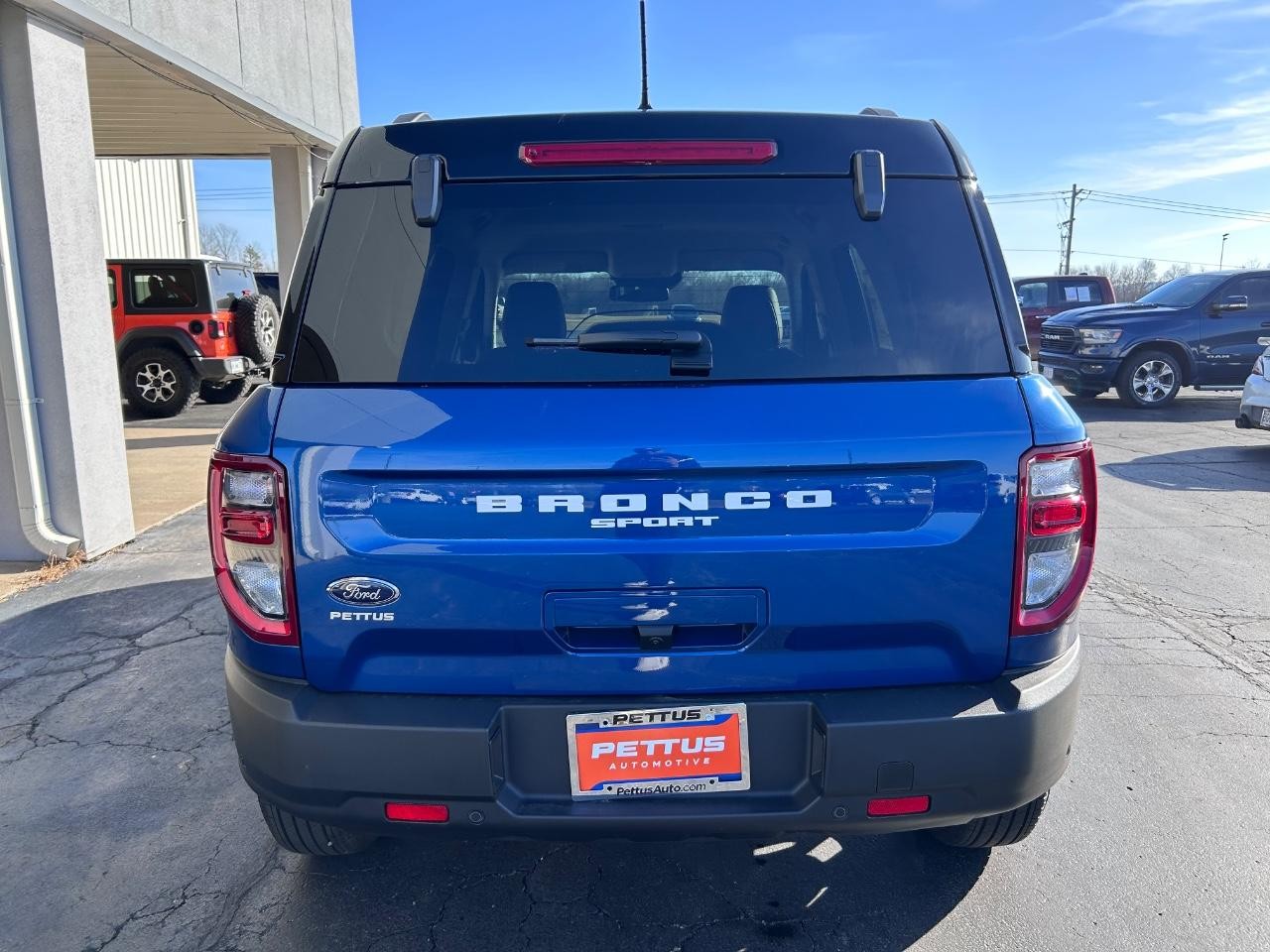 2024 Atlas Blue Metallic Ford Bronco Sport Outer Banks 4X4 SUV