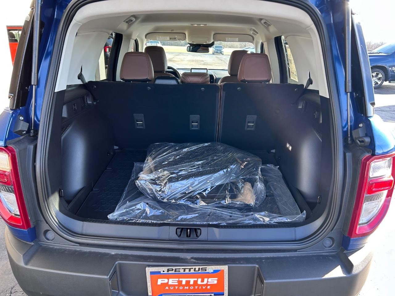 2024 Atlas Blue Metallic Ford Bronco Sport Outer Banks 4X4 SUV