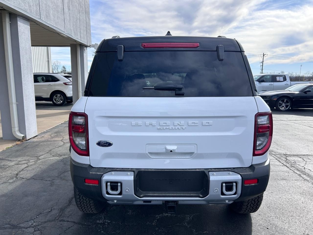 2025 Oxford White Ford Bronco Sport Badlands 4X4 SUV