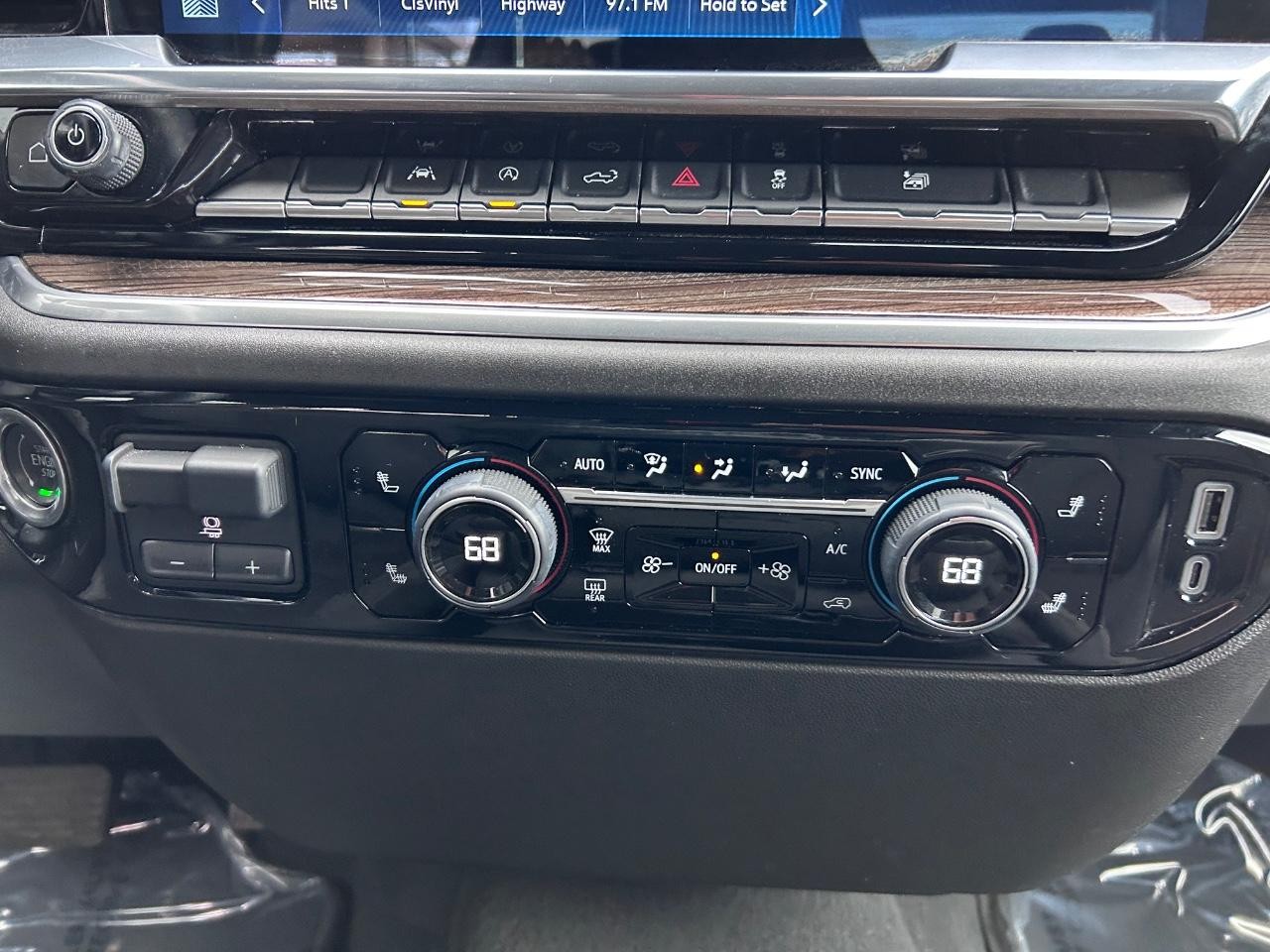 2023 Northsky Blue Metallic Chevrolet Silverado 1500 LT 4X4 Truck