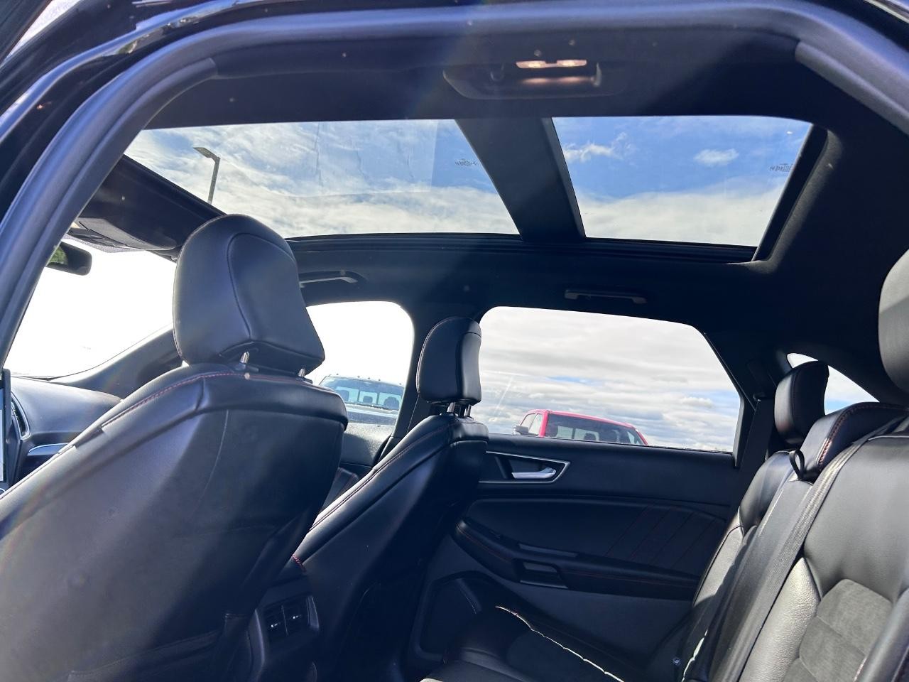 2023 Agate Black Metallic Ford Edge ST Line AWD SUV