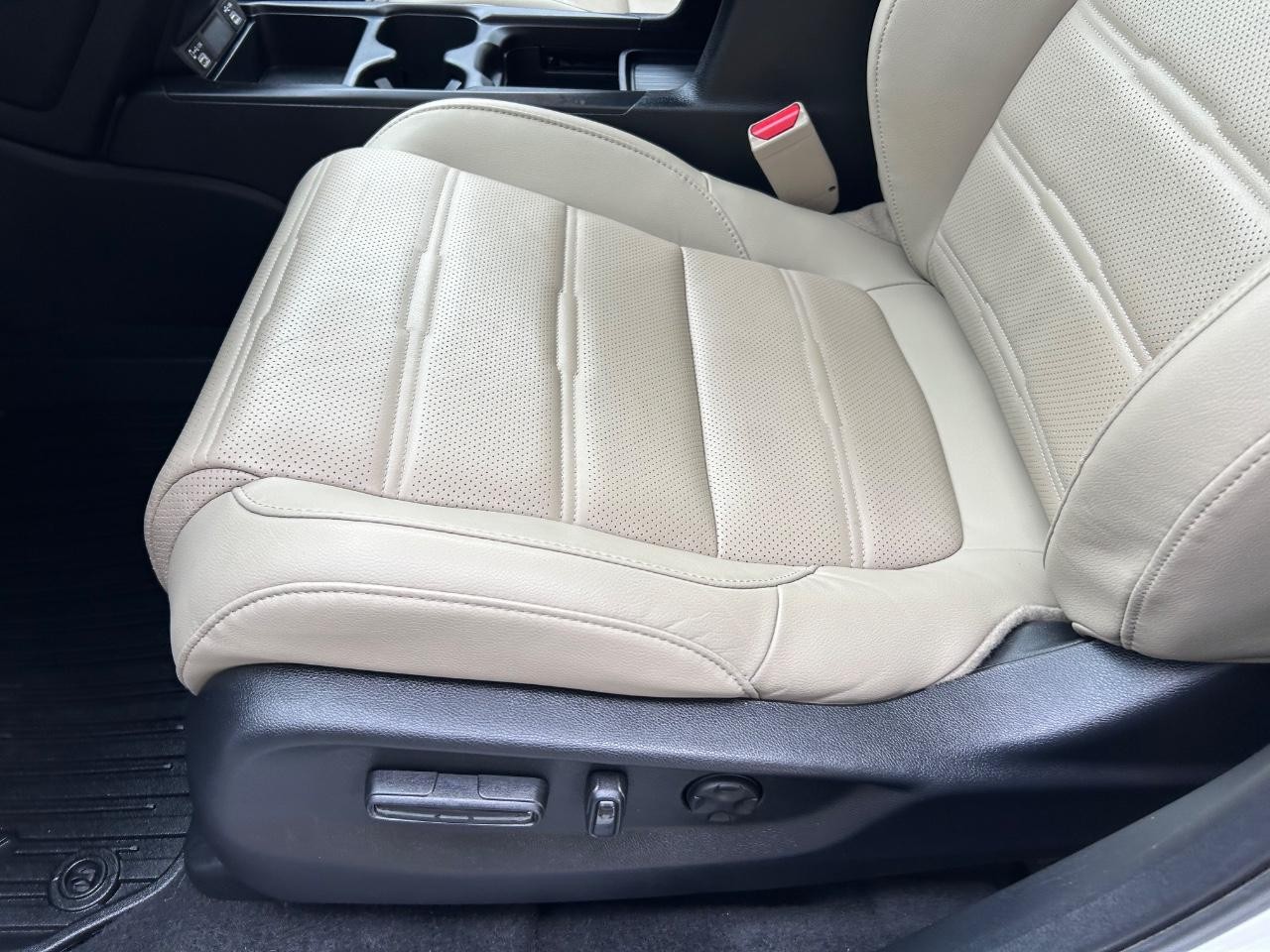2021 Platinum White Pearl Honda CR-V EX-L FWD SUV
