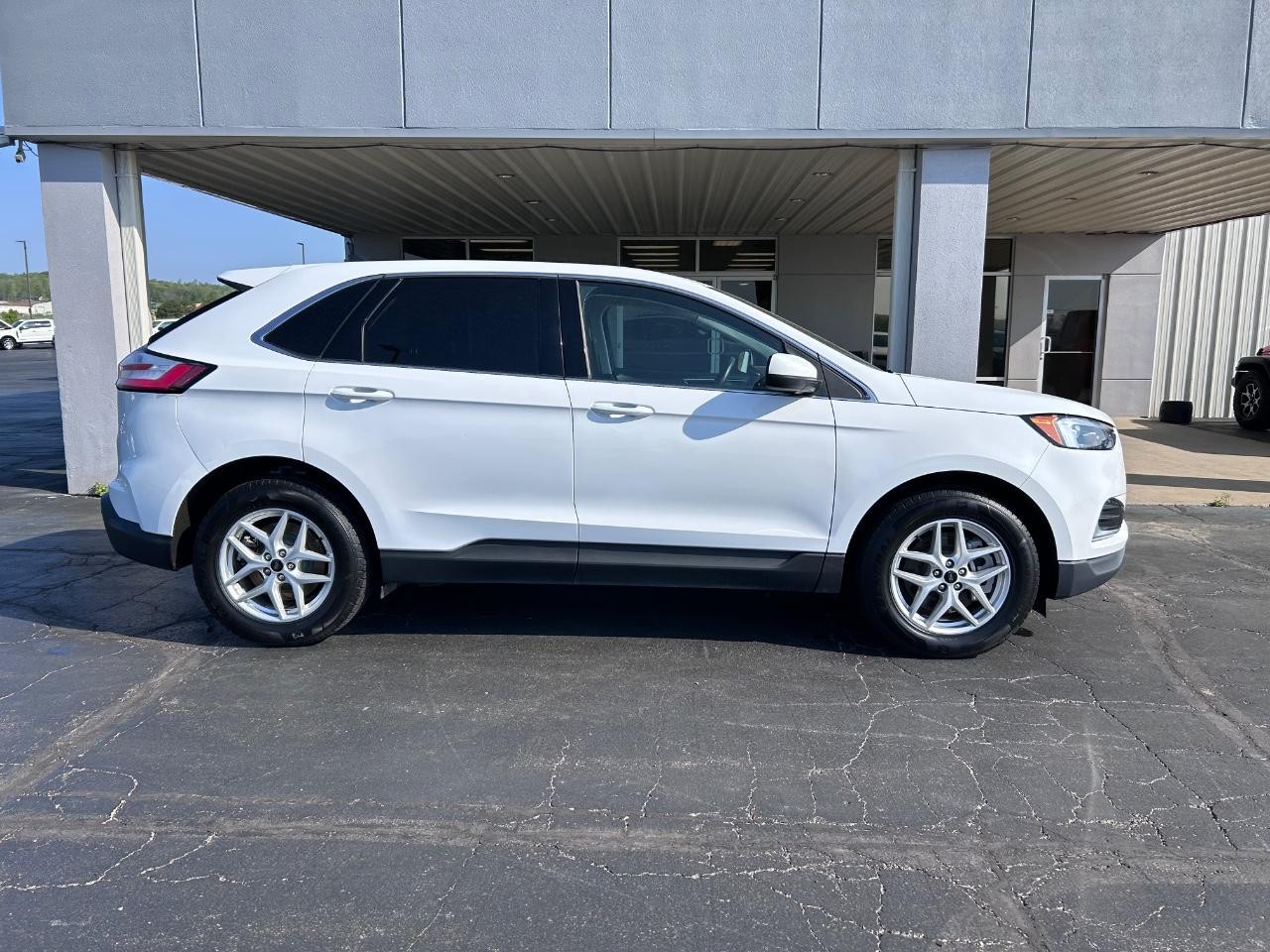 2023 Oxford White Ford Edge ST Line AWD SUV