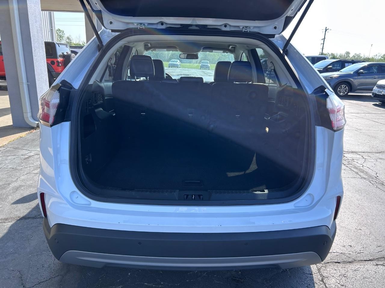 2023 Oxford White Ford Edge ST Line AWD SUV