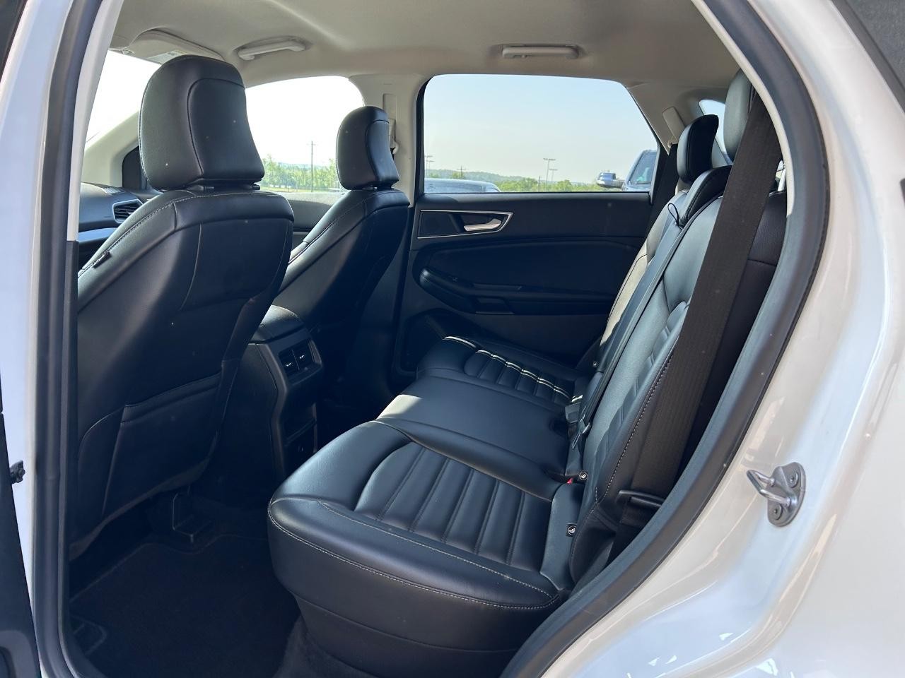2023 Oxford White Ford Edge ST Line AWD SUV