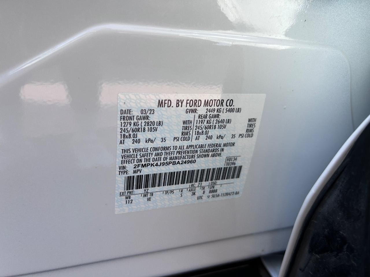 2023 Oxford White Ford Edge ST Line AWD SUV