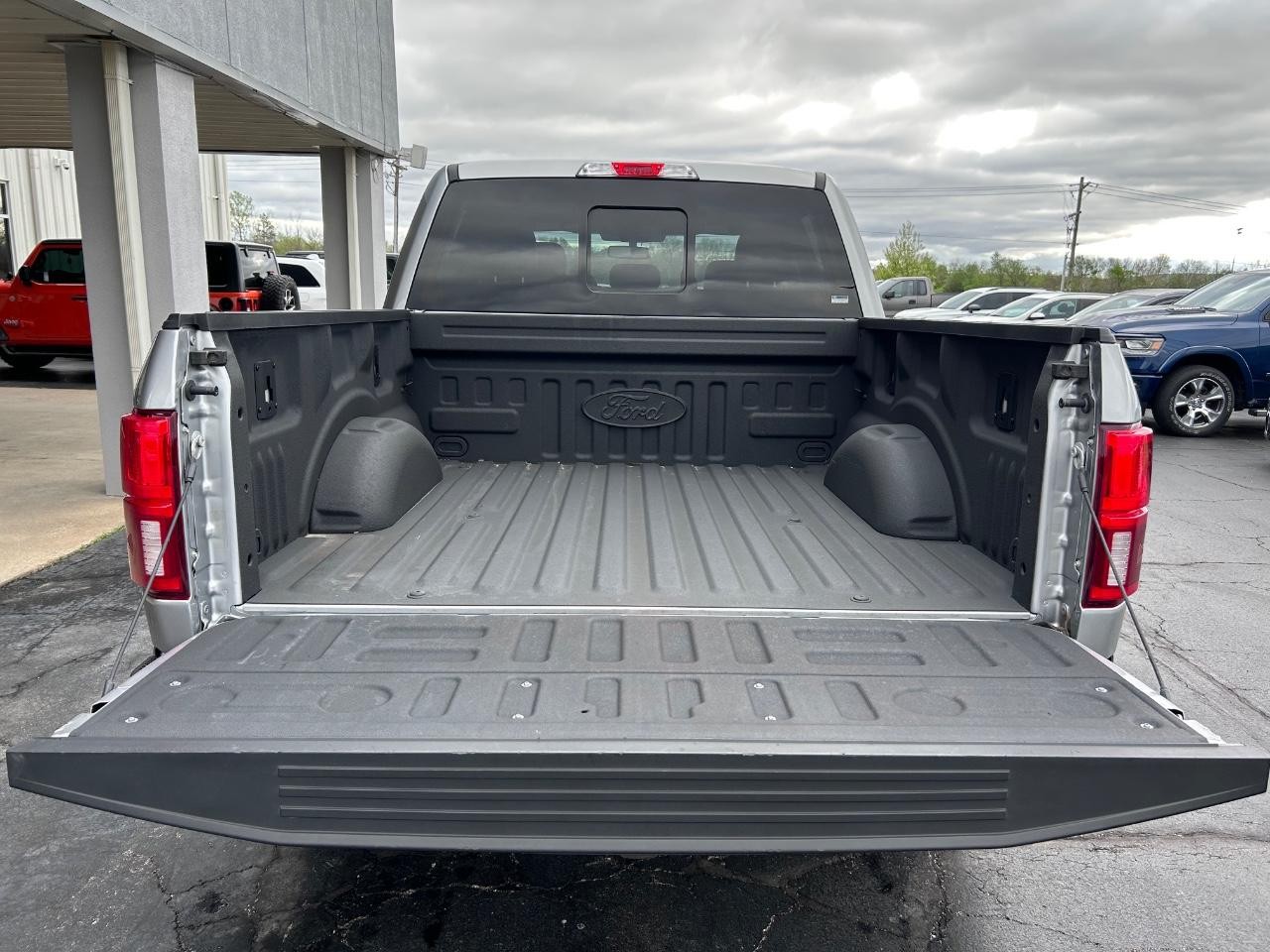 2020 Iconic Silver Metallic Ford F-150 Lariat 4X4 Truck