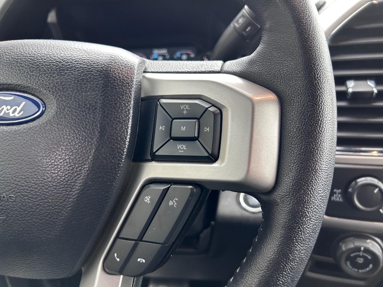 2020 Iconic Silver Metallic Ford F-150 Lariat 4X4 Truck