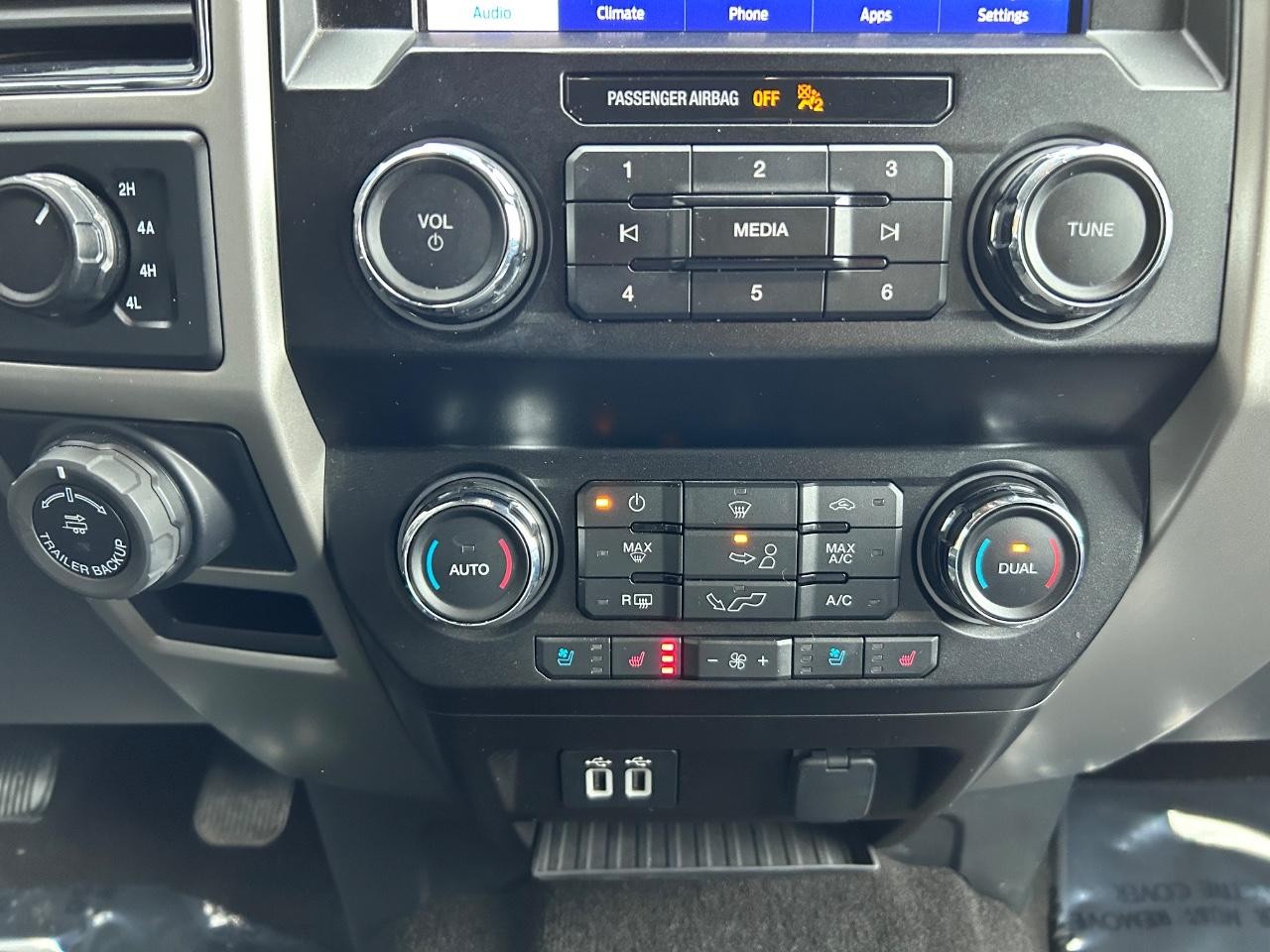 2020 Iconic Silver Metallic Ford F-150 Lariat 4X4 Truck