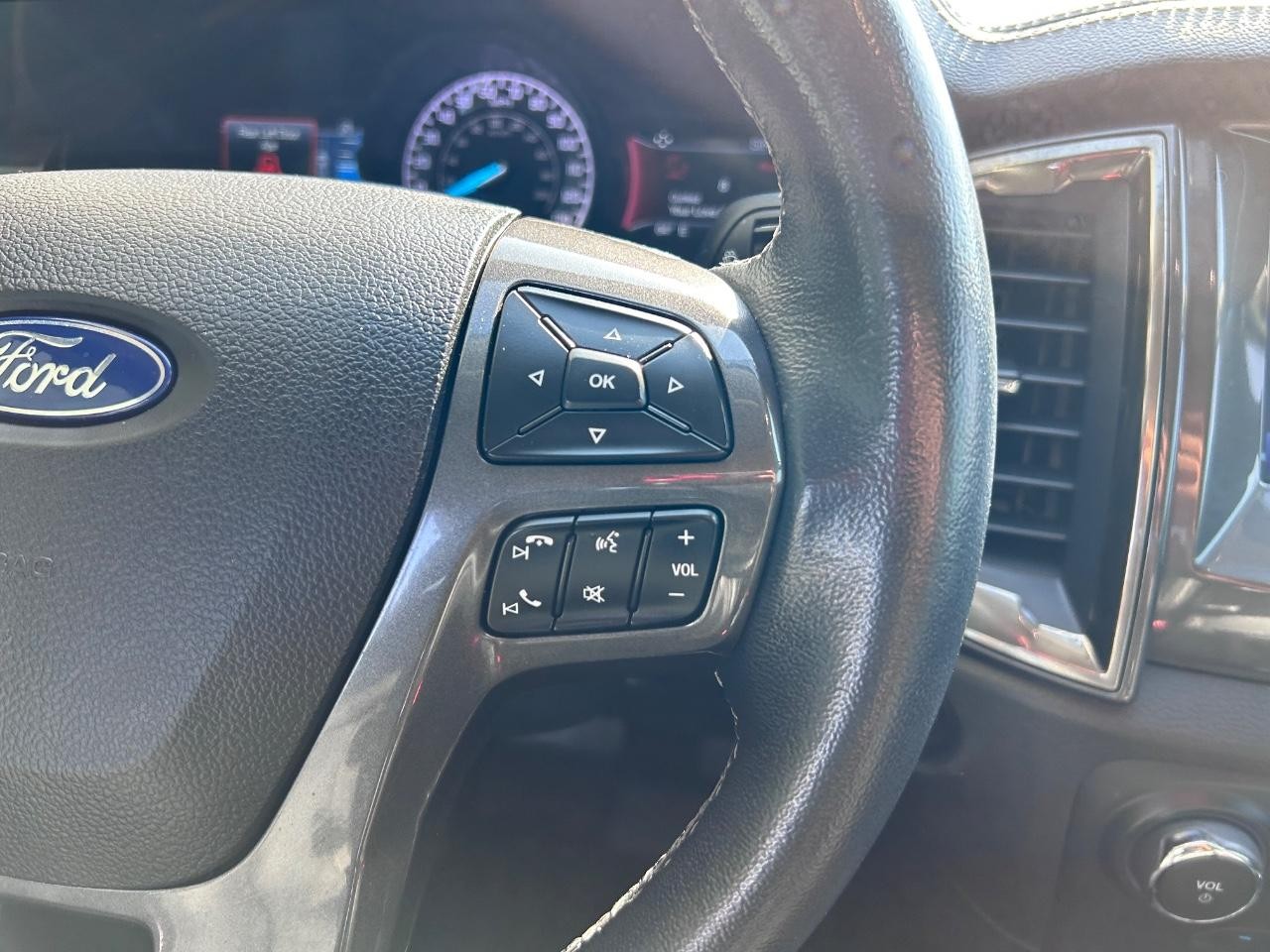 2020 Magnetic Metallic Ford Ranger Lariat 4X4 Truck