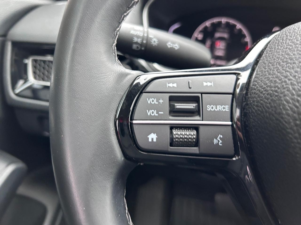 2022 Rallye Red Honda Civic Hatchback EX-L FWD Sedan