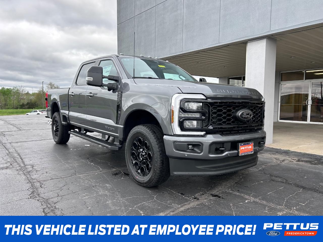 2025 Carbonized Gray Metallic Ford Super Duty F-250 SRW Truck