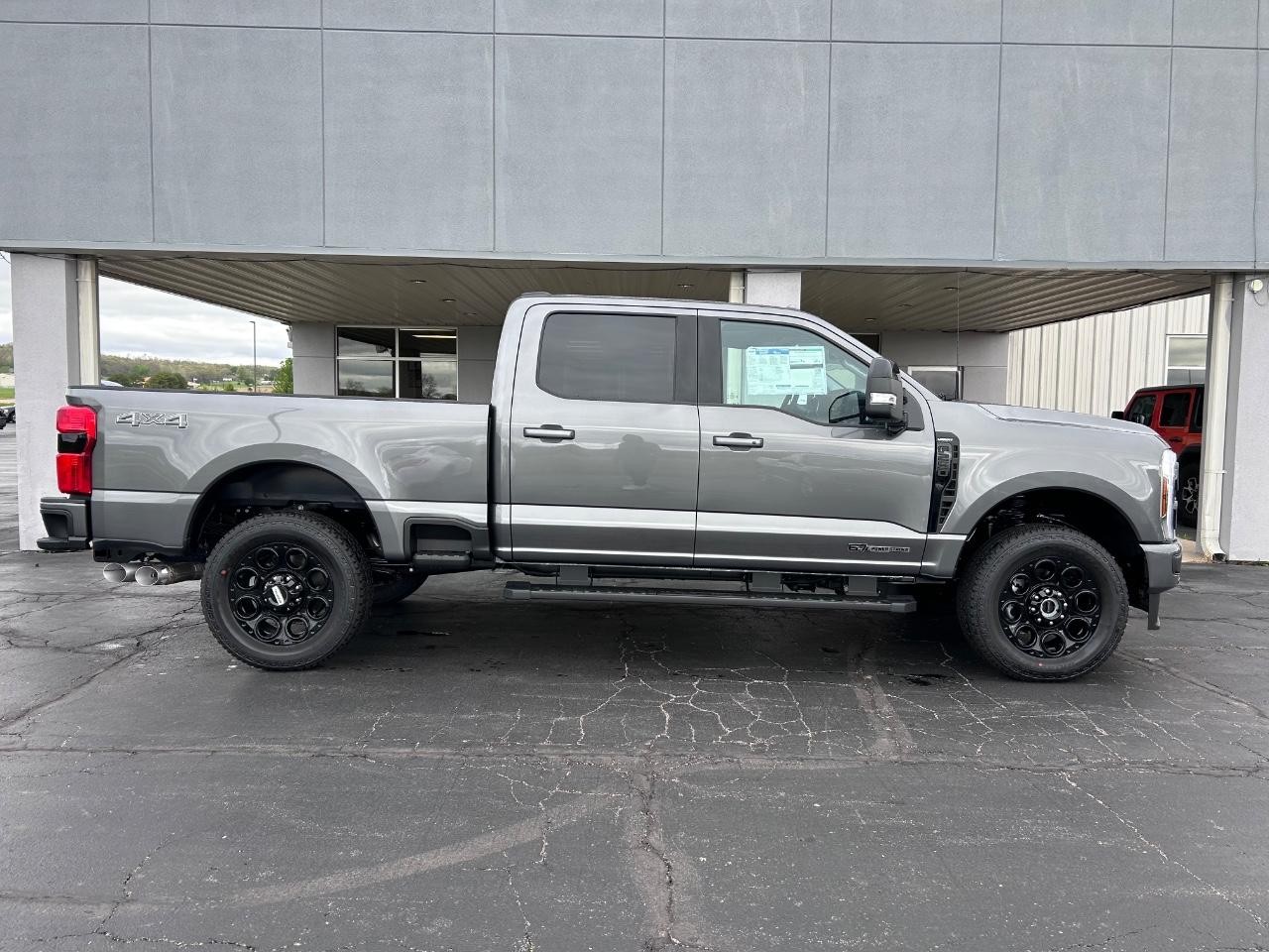 2025 Carbonized Gray Metallic Ford Super Duty F-250 SRW 4X4 Truck