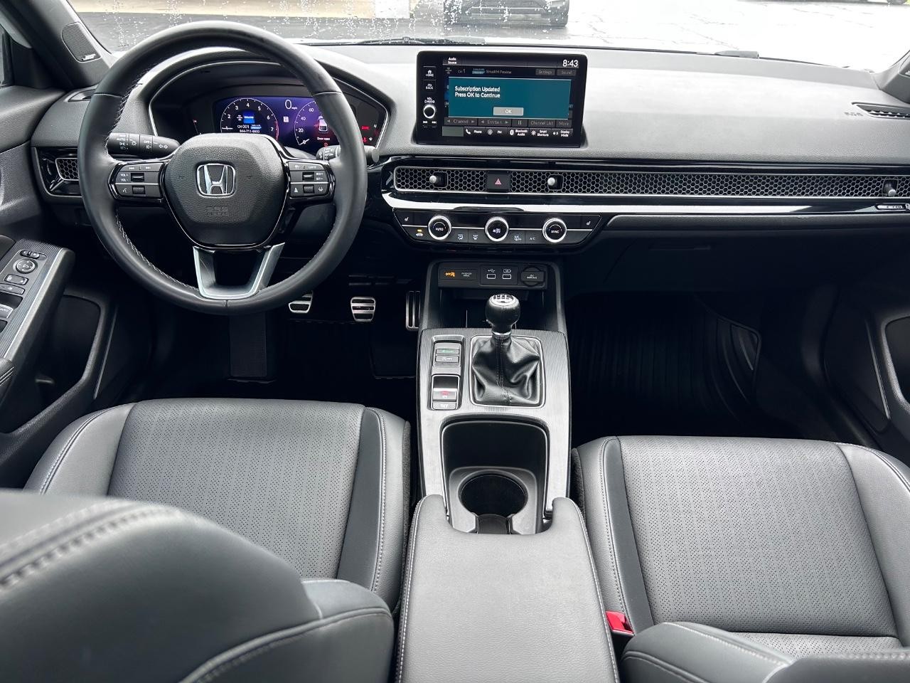 2022 Platinum White Pearl Honda Civic Hatchback Sport Touring FWD Sedan