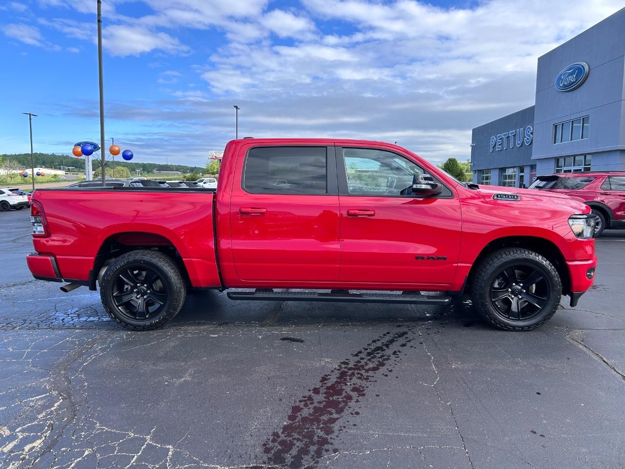 2022 Flame Red Clearcoat Ram 1500 Big Horn/Lone Star 4X4 Truck