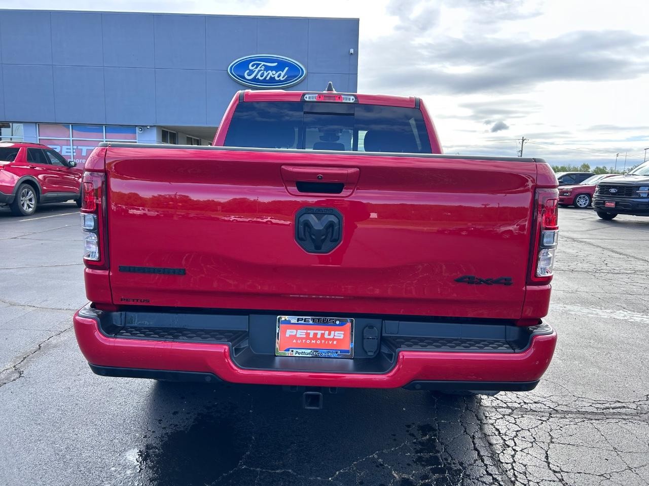 2022 Flame Red Clearcoat Ram 1500 Big Horn/Lone Star 4X4 Truck