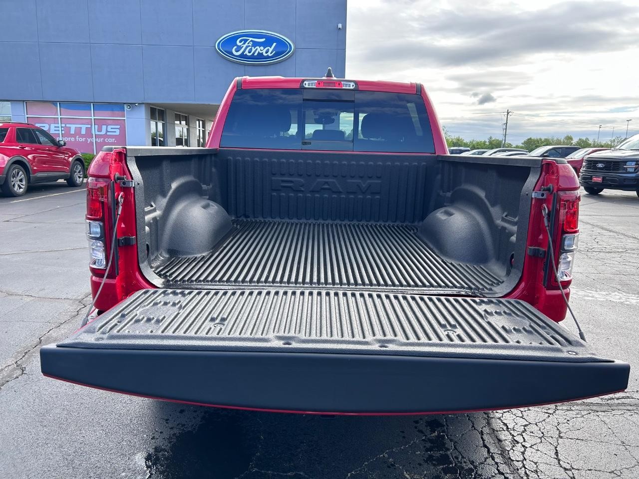 2022 Flame Red Clearcoat Ram 1500 Big Horn/Lone Star 4X4 Truck