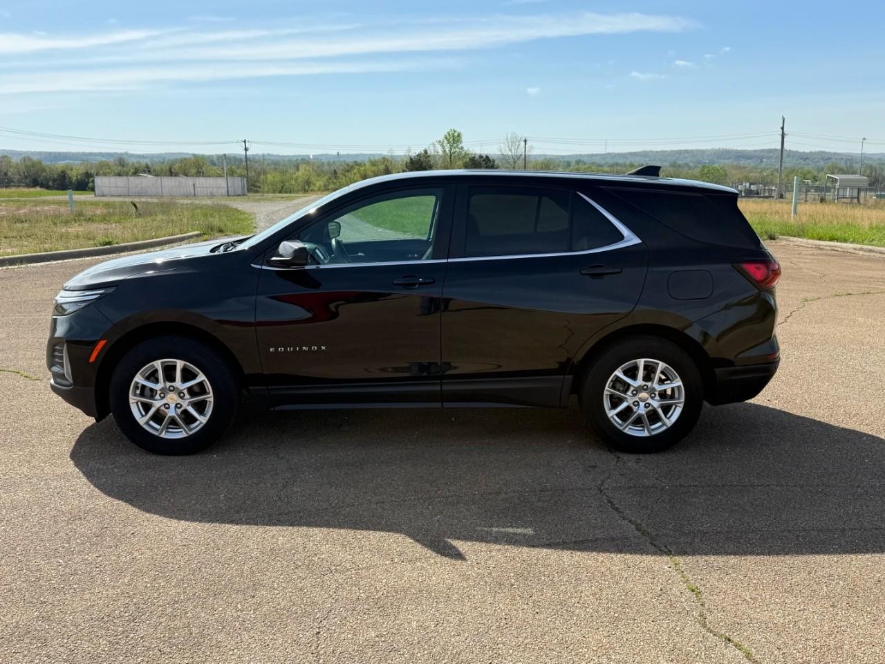 2022 Mosaic Black Metallic Chevrolet Equinox LT AWD SUV