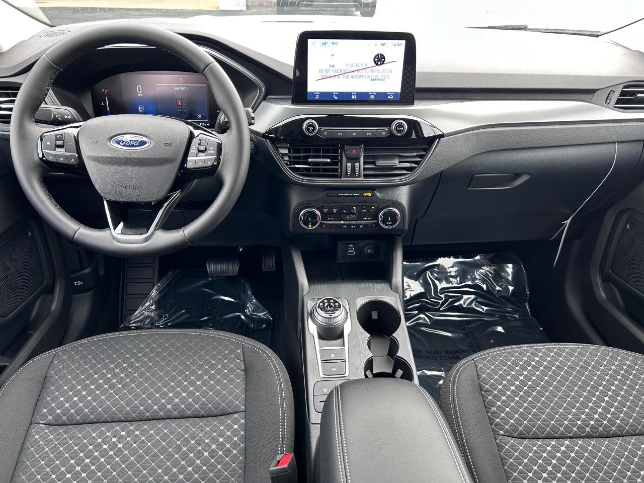 2025 Oxford White Ford Escape Active FWD SUV