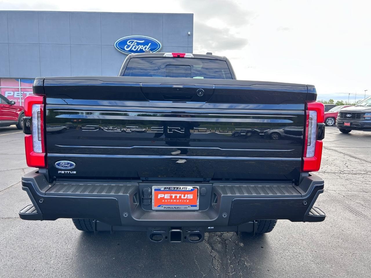 2025 Agate Black Metallic Ford Super Duty F-250 SRW Platinum 703A 4X4 Truck