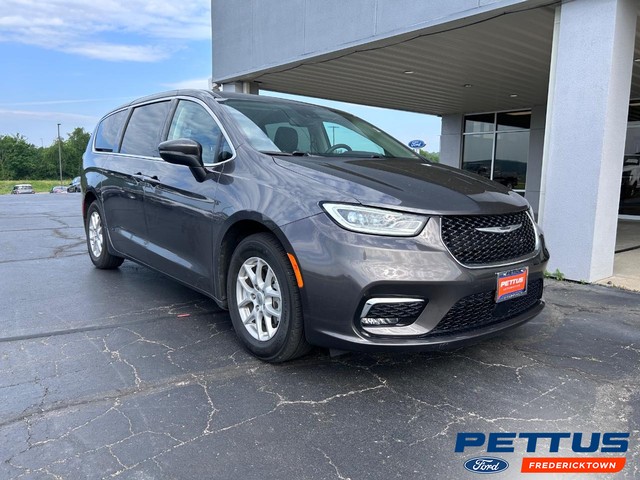 2023 Chrysler Pacifica Touring L at Pettus Ford Fredericktown in Fredericktown MO