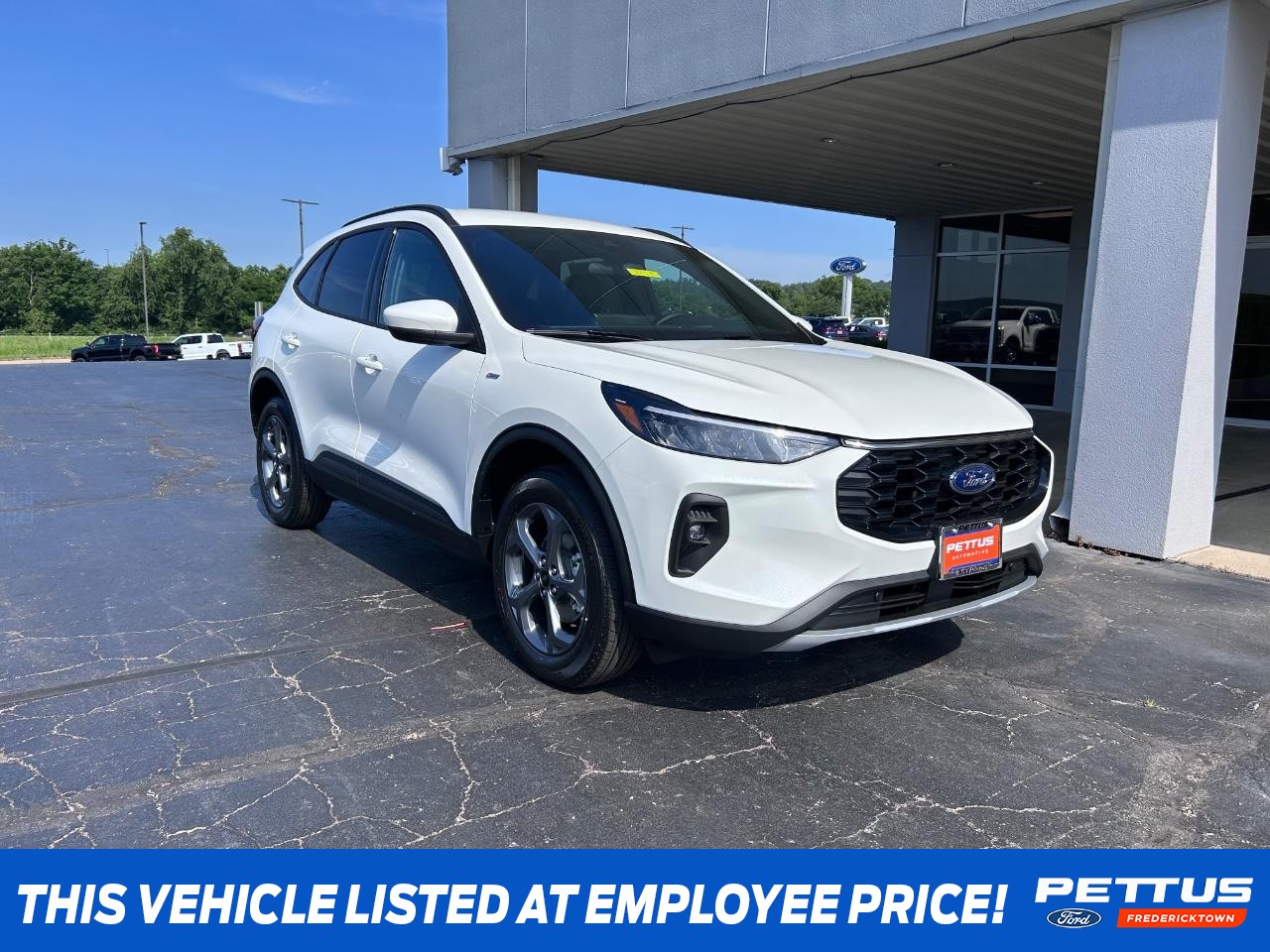 2025 Star White Metallic Tri-Coat Ford Escape ST-Line Select SUV