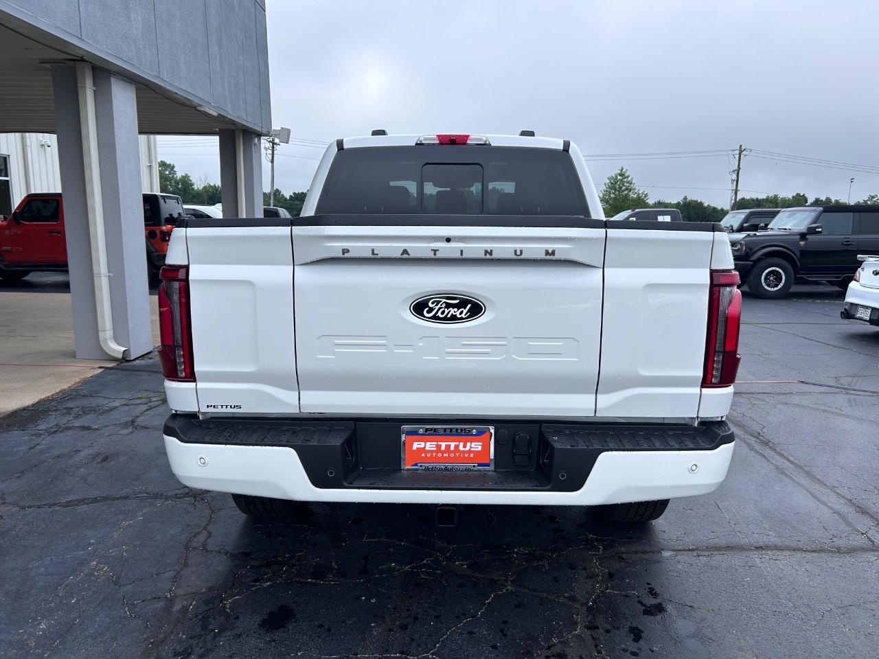 2025 Ford F-150 Platinum photo 4