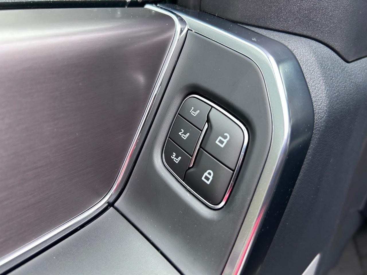 2025 Ford F-150 Platinum photo 20