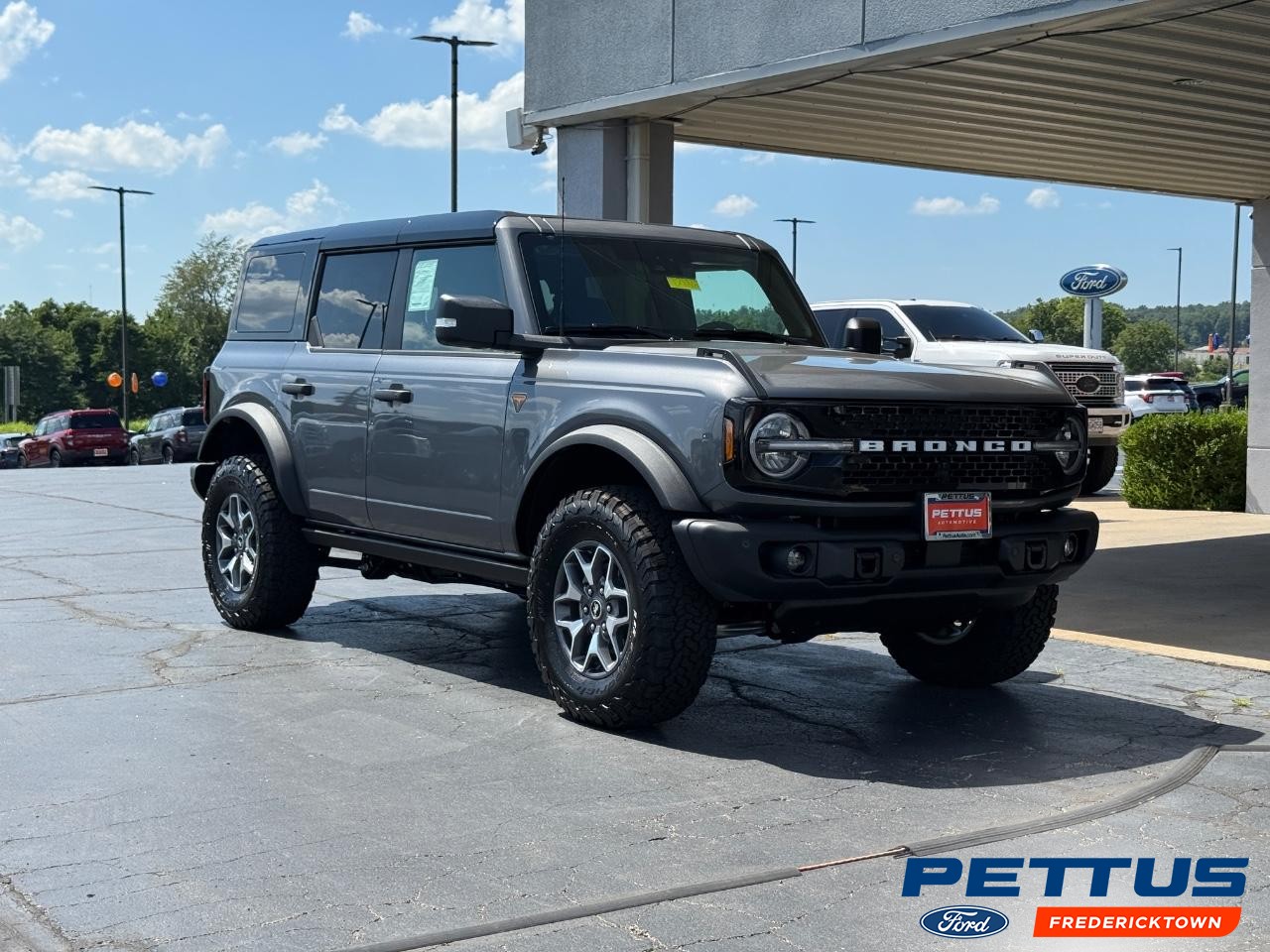 2025 Carbonized Gray Metallic Ford Bronco Badlands SUV