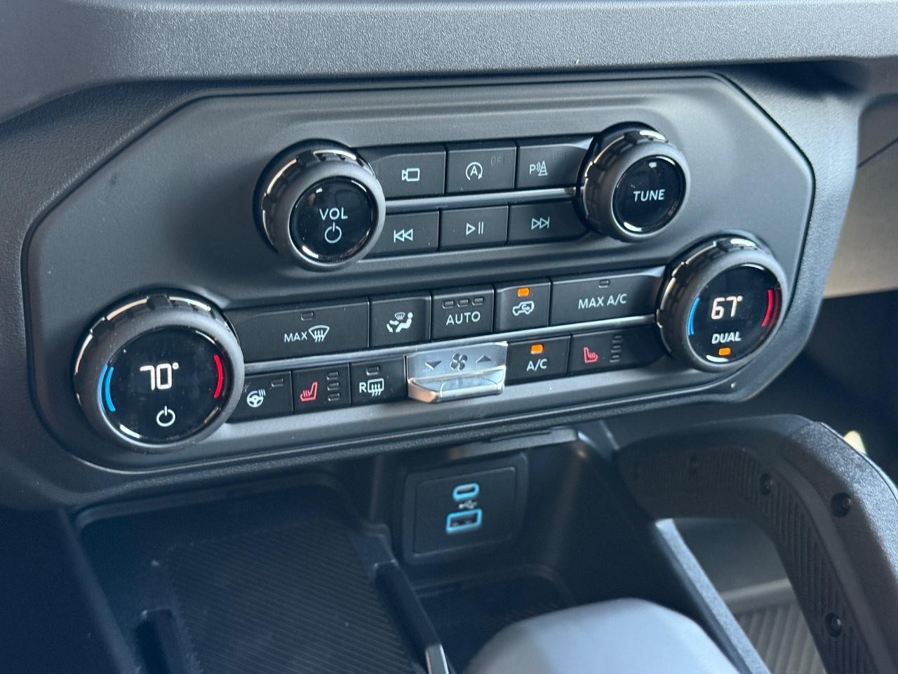 2025 Carbonized Gray Metallic Ford Bronco Badlands 4X4 SUV