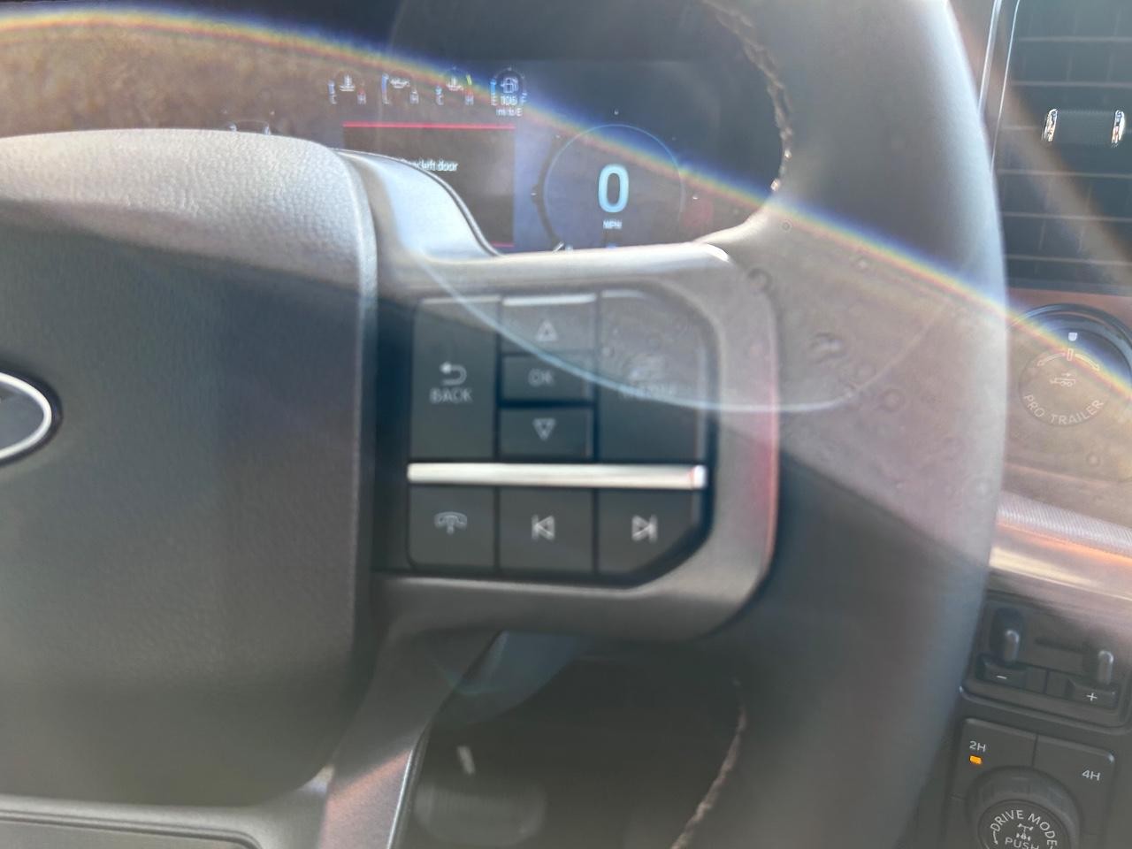 2025 Agate Black Metallic Ford F-150 Lariat 4X4 Truck