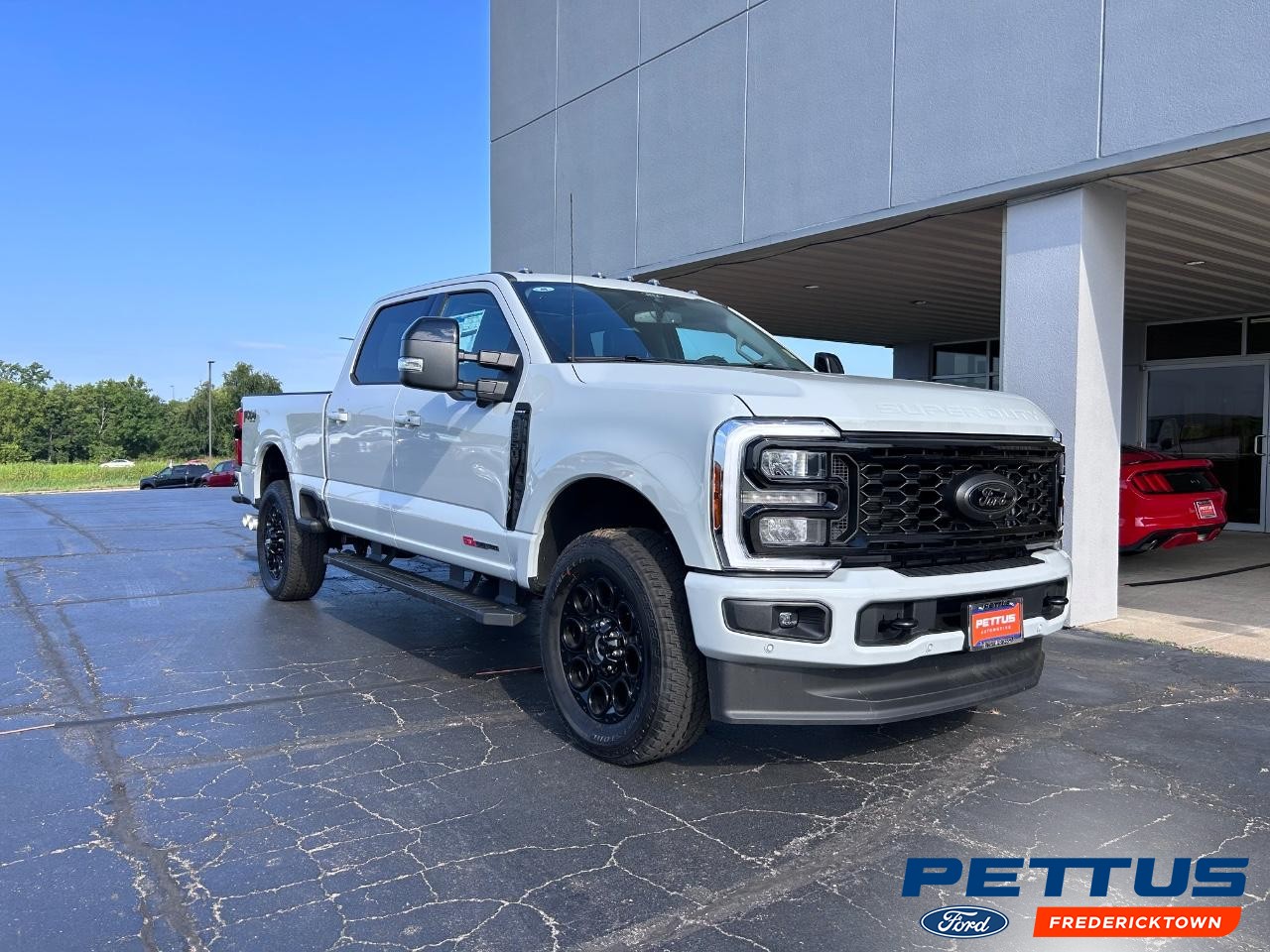 2025 Avalanche Ford Super Duty F-250 SRW Lariat 4X4 Truck