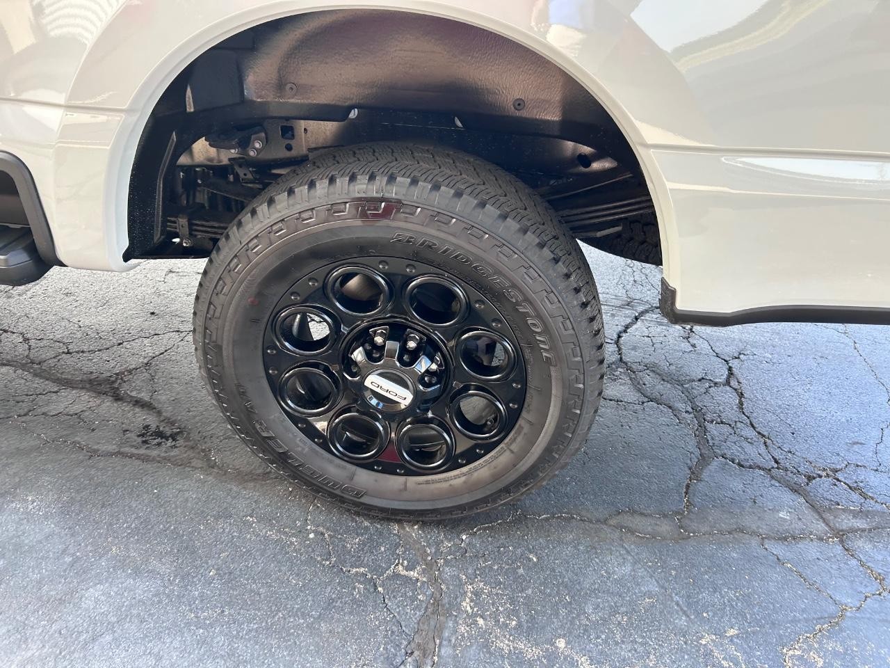2025 Avalanche Ford Super Duty F-250 SRW Lariat 4X4 Truck