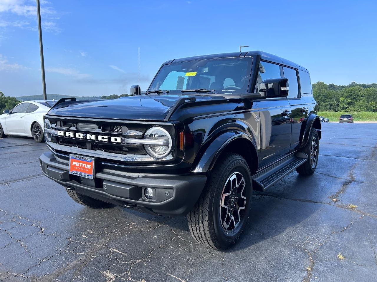 2025 Shadow Black Ford Bronco Outer Banks 4X4 SUV