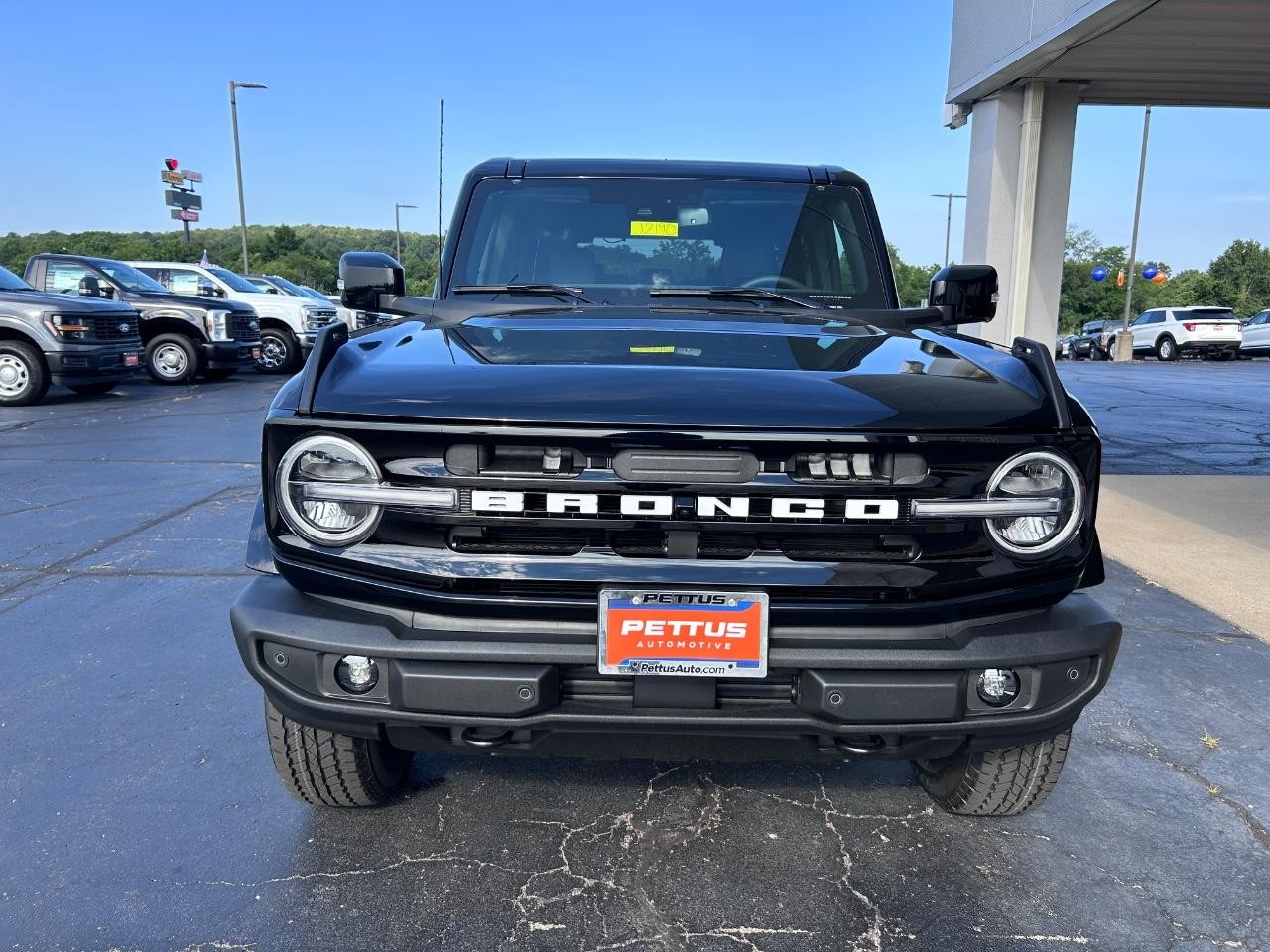 2025 Shadow Black Ford Bronco Outer Banks 4X4 SUV