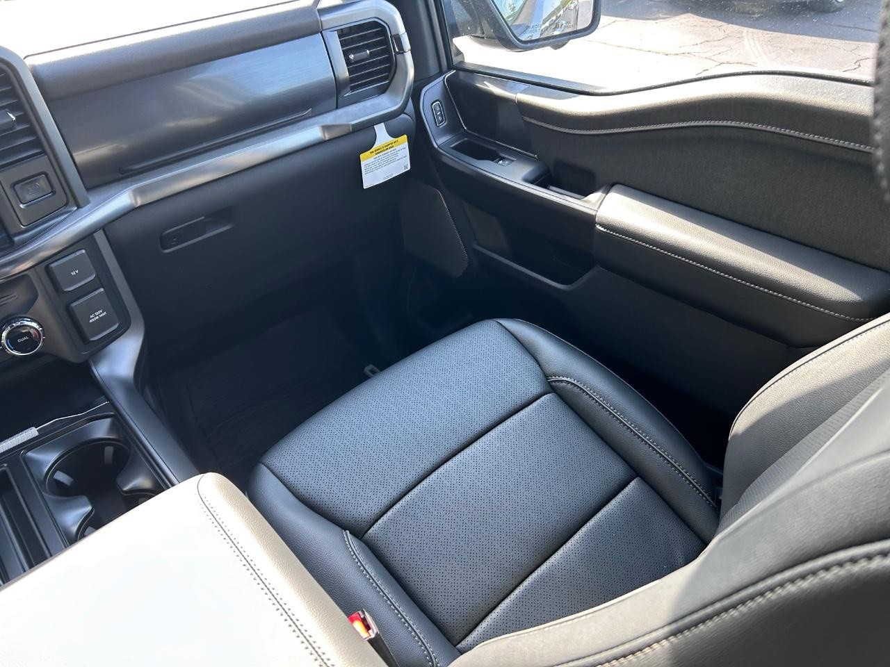 2025 Carbonized Gray Metallic Ford F-150 Lariat 4X4 Truck