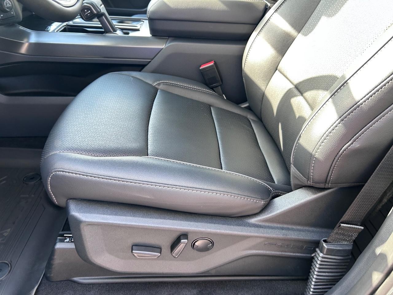 2025 Carbonized Gray Metallic Ford F-150 Lariat 4X4 Truck