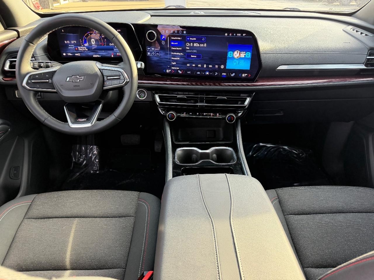 Chevrolet Traverse Vehicle Full-screen Gallery Image 13