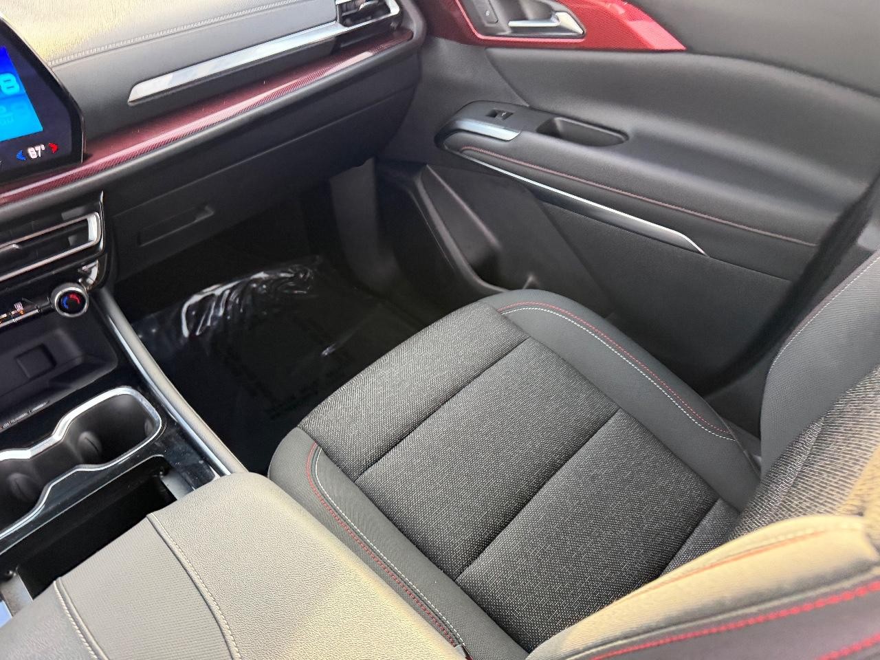 Chevrolet Traverse Vehicle Full-screen Gallery Image 20