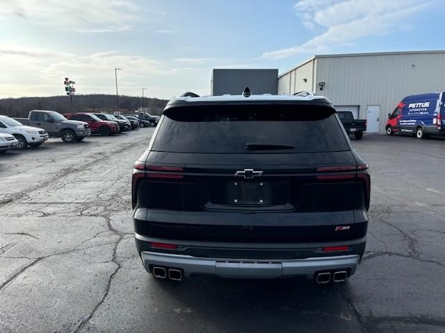 Chevrolet Traverse Vehicle Full-screen Gallery Image 06