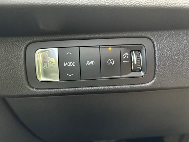 Chevrolet Traverse Vehicle Full-screen Gallery Image 09