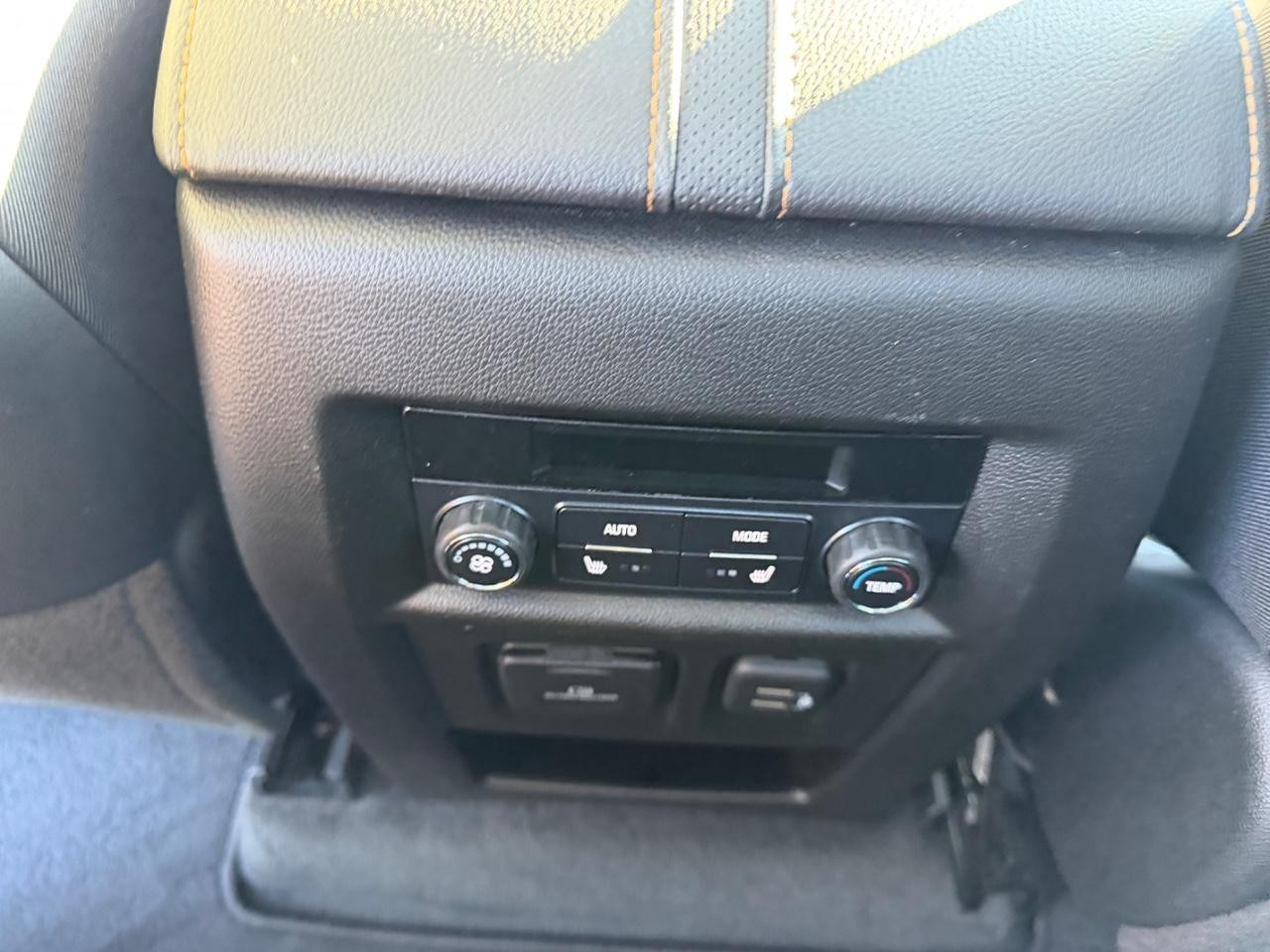 Chevrolet Traverse Vehicle Full-screen Gallery Image 13