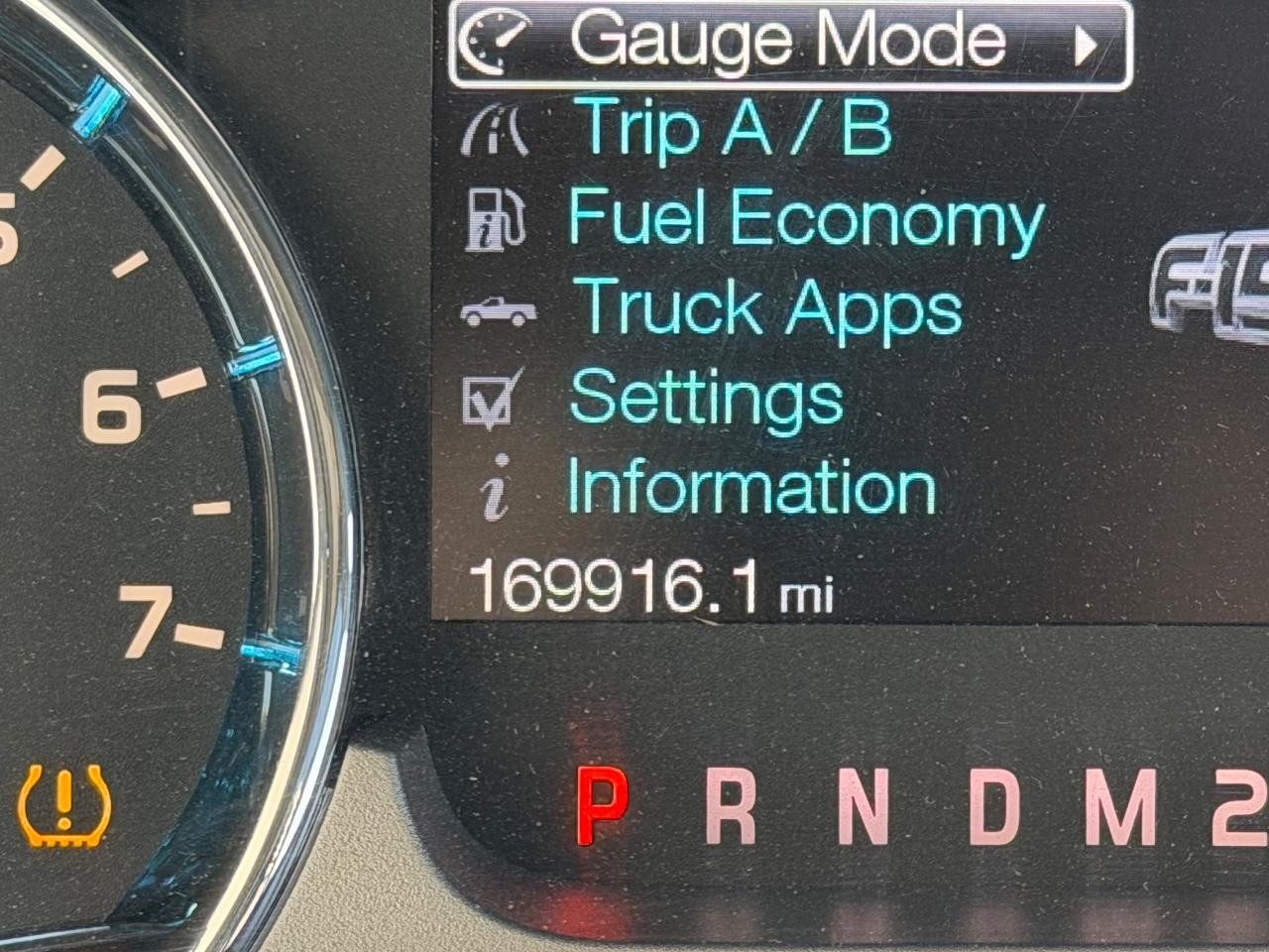 Ford F-150 Vehicle Full-screen Gallery Image 22