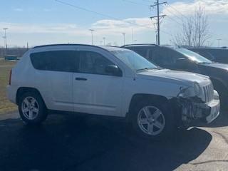 2008 Jeep Compass Sport's photo
