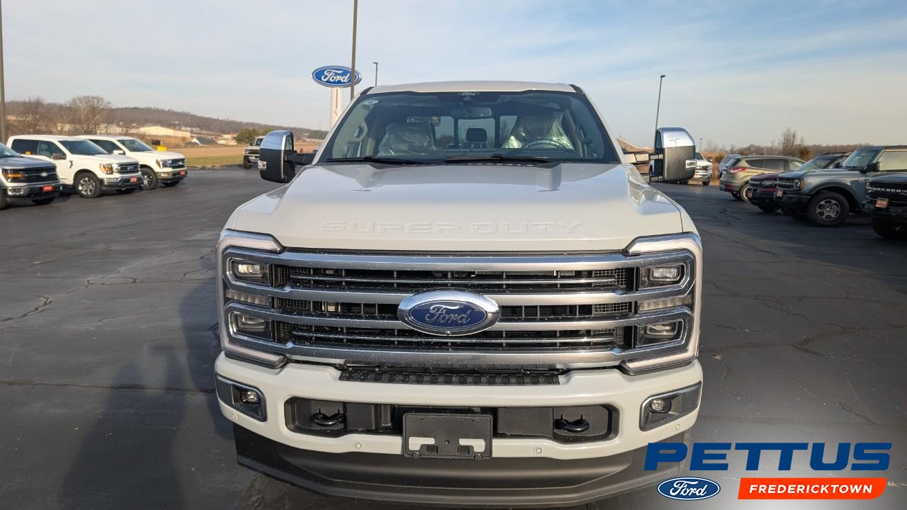 2026 Ford F-350 Super Duty Platinum Crew Cab 4WD
