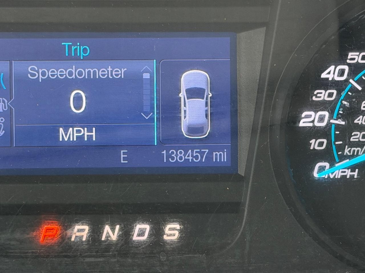 Ford Taurus Vehicle Full-screen Gallery Image 19