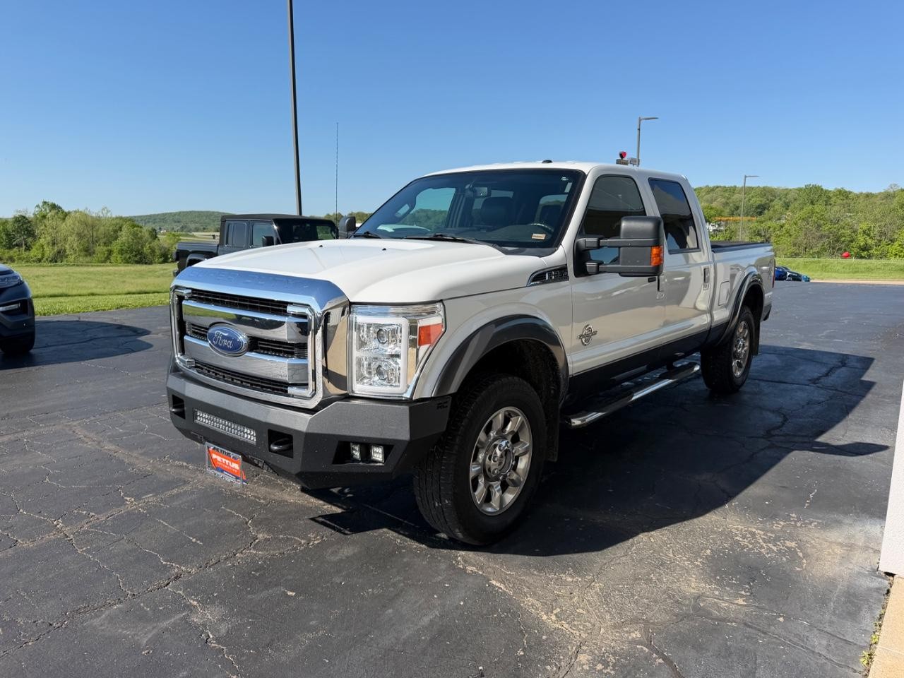Ford F-250SD Vehicle Full-screen Gallery Image 07