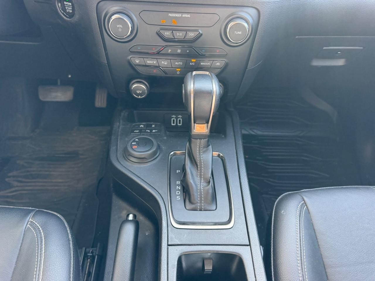 Ford Ranger Vehicle Full-screen Gallery Image 16