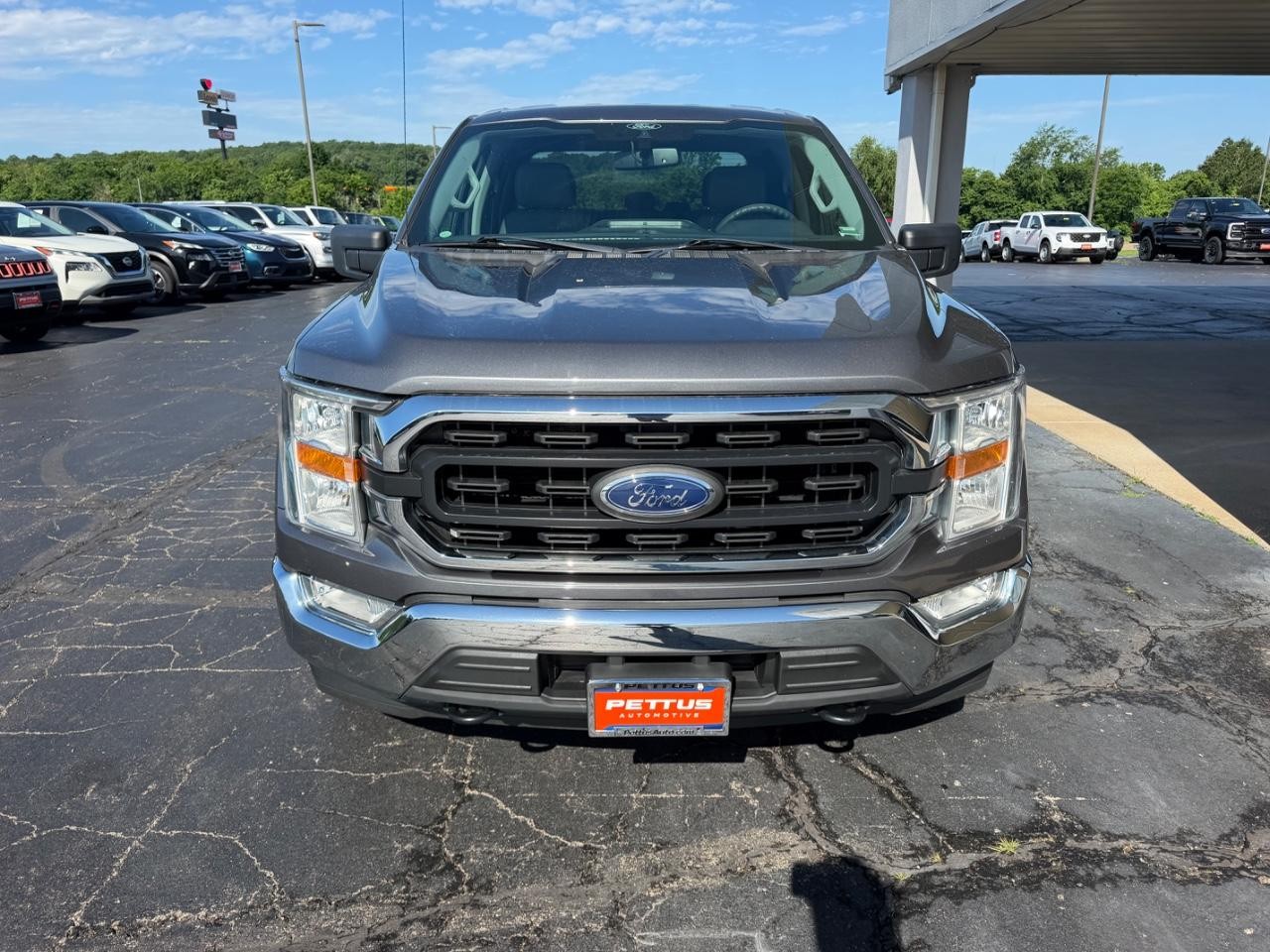 Ford F-150 Vehicle Full-screen Gallery Image 08