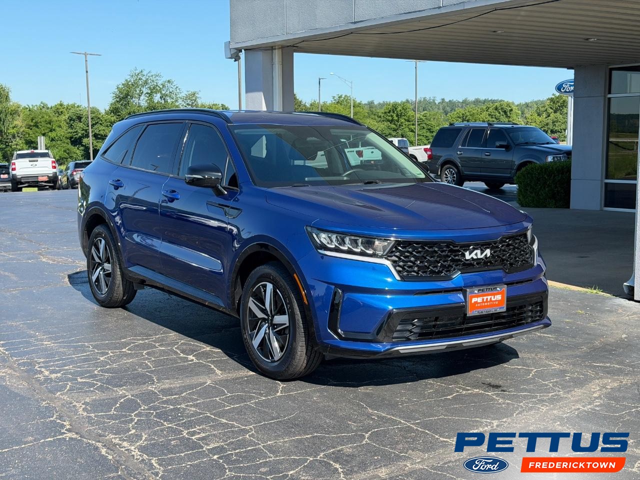 Blue 2023 Kia Sorento SUV / Crossover Front-Wheel Drive Automatic